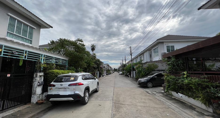 À vendre 3 chambres maison à Bang Phli, Samut Prakan