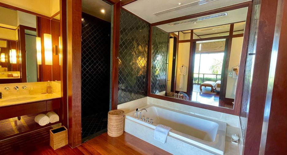 For sale 3 bedrooms apartment in Kathu, Phuket