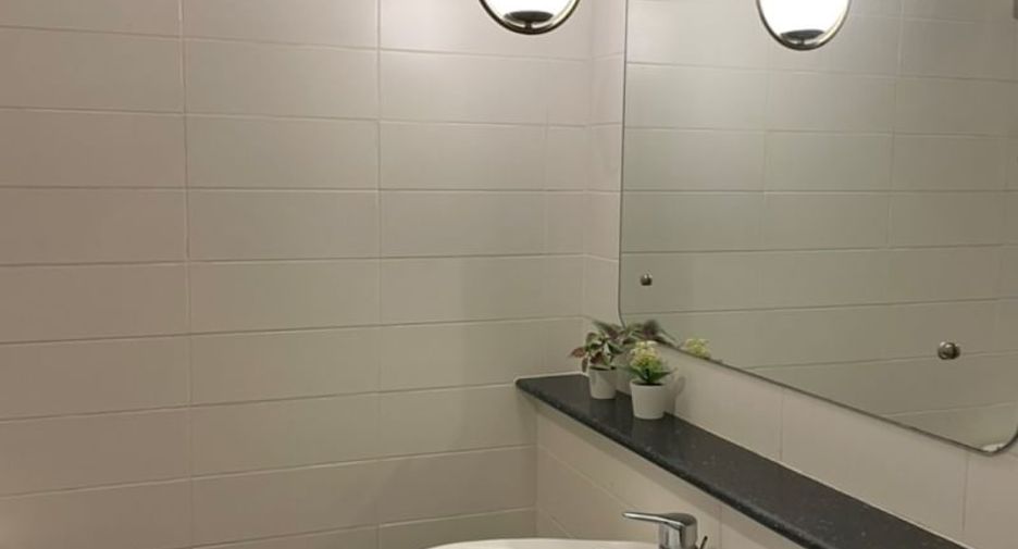 Wohnung zur Miete und zum Kauf mit 3 Zimmer in Khlong Toei, Bangkok