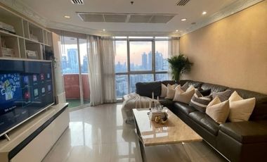 Wohnung zur Miete und zum Kauf mit 3 Zimmer in Khlong Toei, Bangkok