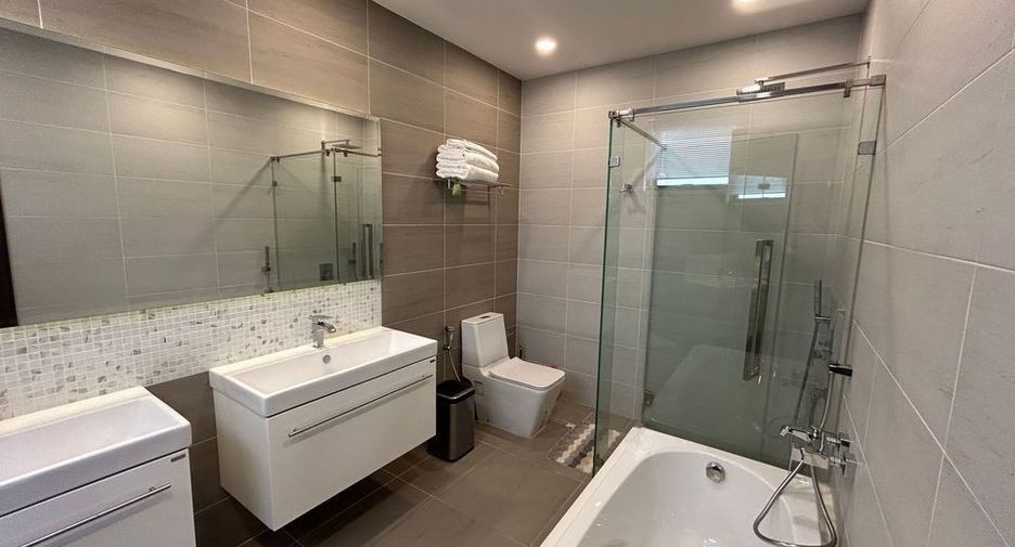 À vendre 3 chambres villa à Bang Lamung, Chonburi
