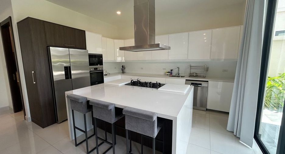 À vendre 3 chambres villa à Bang Lamung, Chonburi