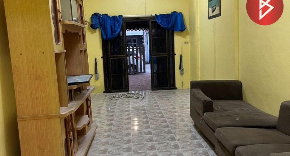For sale 2 bed townhouse in Chok Chai, Nakhon Ratchasima