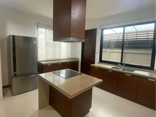 For rent 3 ベッドルーム house in Watthana, Bangkok