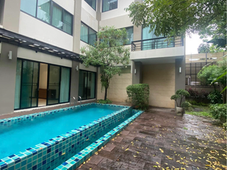 For rent 3 ベッドルーム house in Watthana, Bangkok