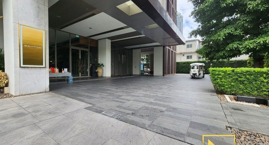 For rent 2 ベッドルーム condo in Khlong Toei, Bangkok