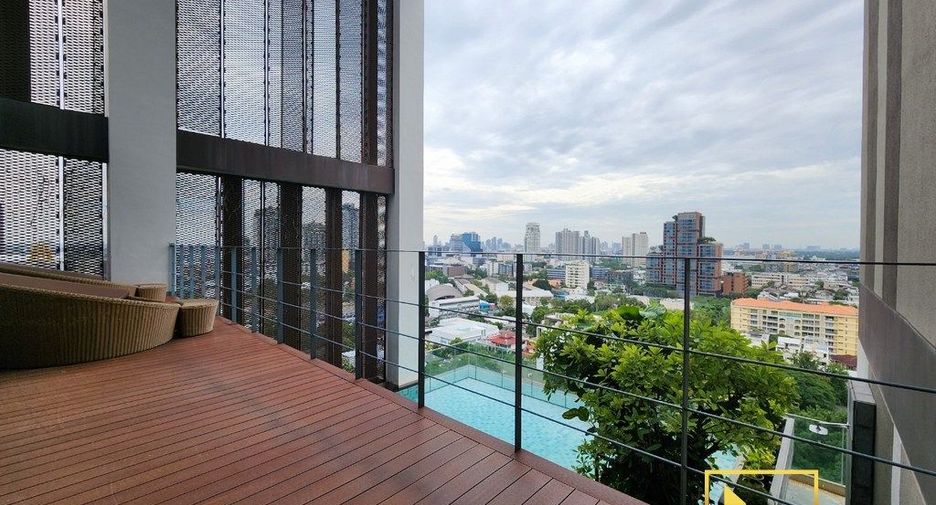 For rent 2 ベッドルーム condo in Khlong Toei, Bangkok