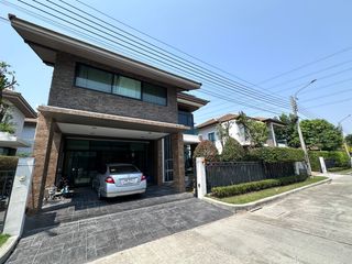 For sale 4 Beds house in Prawet, Bangkok