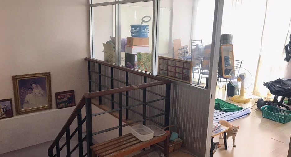 For sale 3 bedrooms townhouse in Din Daeng, Bangkok