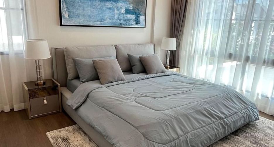 For rent 4 bedrooms house in Mueang Samut Prakan, Samut Prakan