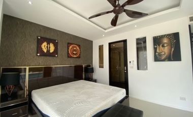 For sale 4 bedrooms villa in Mueang Phuket, Phuket
