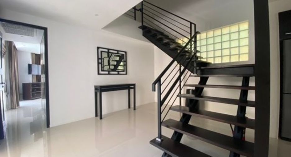 For sale 4 bedrooms villa in Mueang Phuket, Phuket