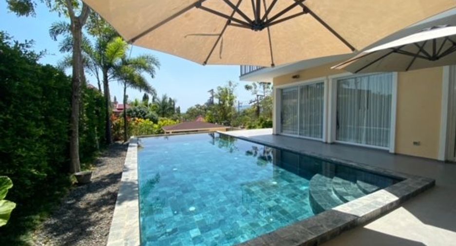 For sale 4 bedrooms villa in Mueang Phuket, Phuket