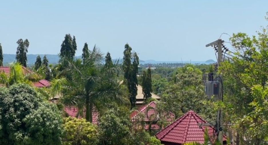 For sale 4 bedrooms villa in Mueang Phuket, Phuket