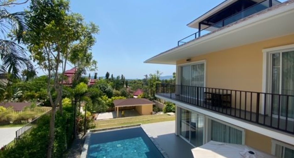 For sale 4 bedrooms villa in Mueang Phuket, Phuket