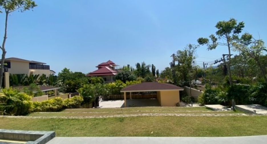 For sale 4 bedrooms villa in Mueang Phuket, Phuket