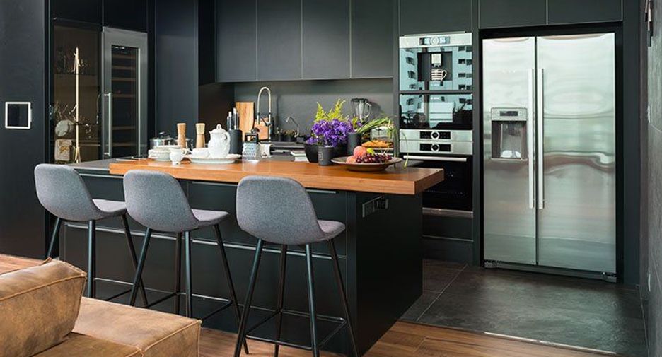 For sale 3 bedrooms condo in Watthana, Bangkok