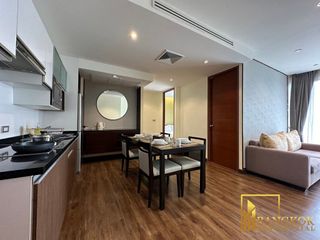 For rent 2 bed serviced apartment in Huai Khwang, Bangkok