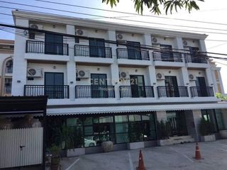 For sale 1 bed retail Space in Lat Krabang, Bangkok