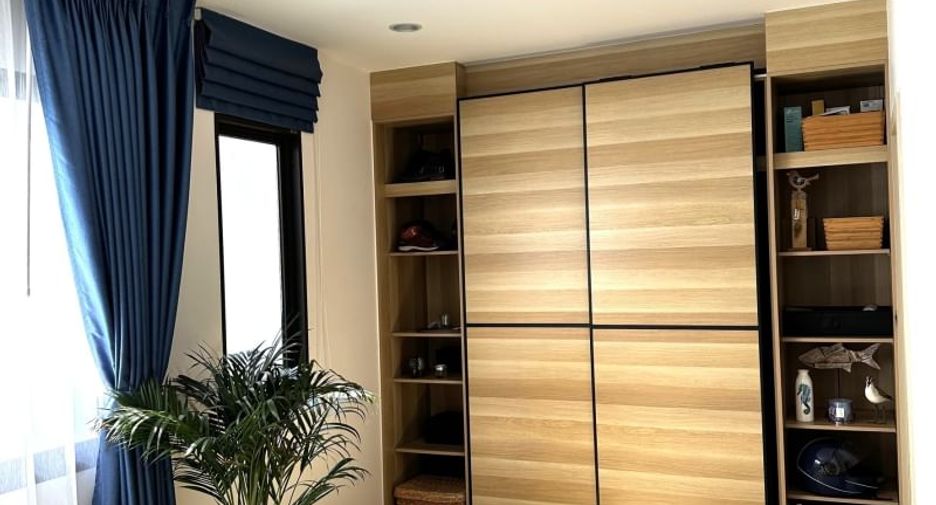 For rent 3 bedrooms townhouse in Suan Luang, Bangkok