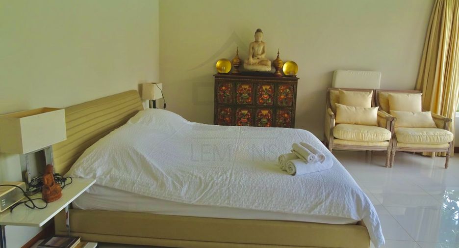 For rent 2 bedrooms villa in Mueang Phuket, Phuket