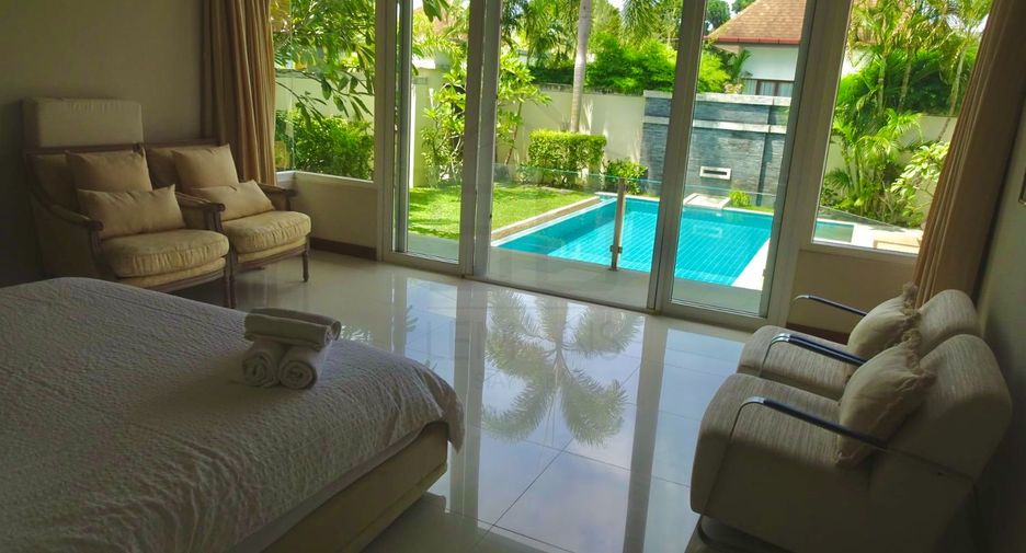 For rent 2 bedrooms villa in Mueang Phuket, Phuket