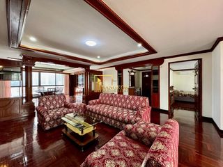 Apartamento en alquiler de 3 habitaciones en Watthana, Bangkok