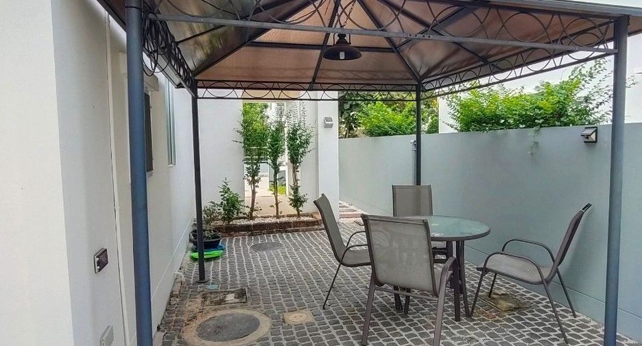 For sale 3 ベッドルーム house in Mueang Samut Prakan, Samut Prakan