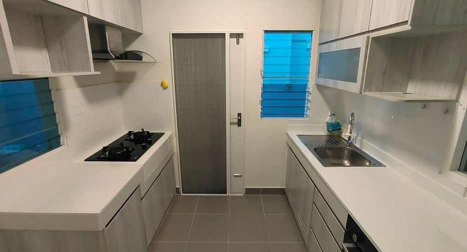 For sale 3 ベッドルーム house in Mueang Samut Prakan, Samut Prakan