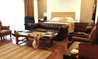 For rent 3 bedrooms condo in Khlong Toei, Bangkok