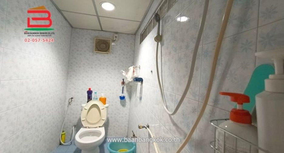 Haus zum Kauf mit 2 Zimmer in Bang Sue, Bangkok