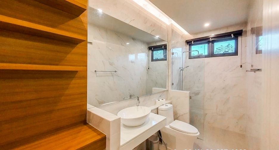 For sale 3 ベッドルーム villa in Thalang, Phuket