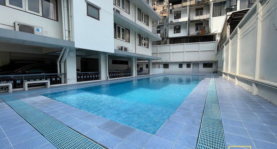For rent 3 ベッドルーム apartment in Khlong Toei, Bangkok