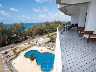 For sale 2 bed condo in Mueang Rayong, Rayong