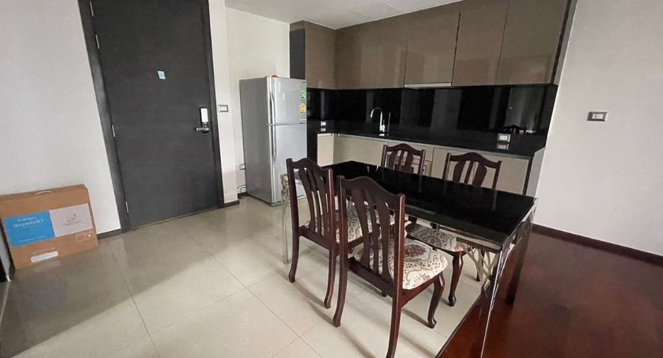 À louer et à vendre 2 chambres condo à Watthana, Bangkok