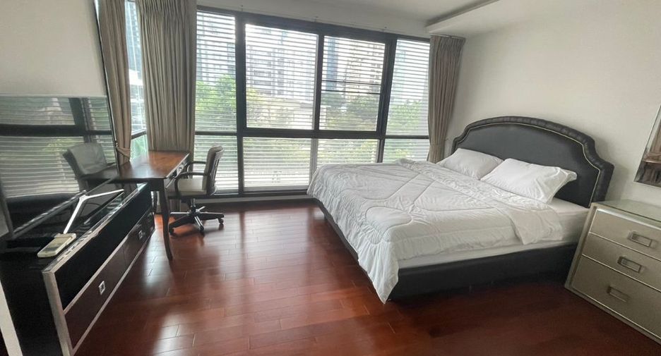 À louer et à vendre 2 chambres condo à Watthana, Bangkok