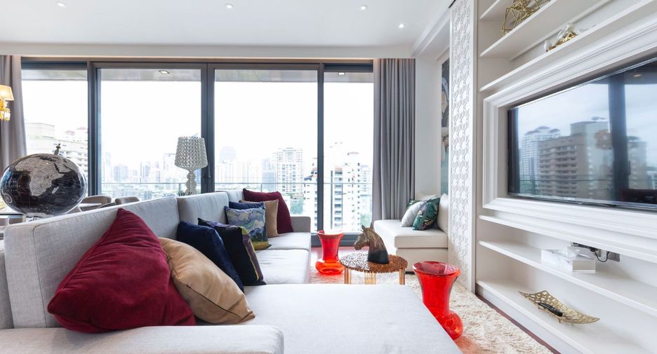 Condo en alquiler y en venta de 2 habitaciones en Watthana, Bangkok