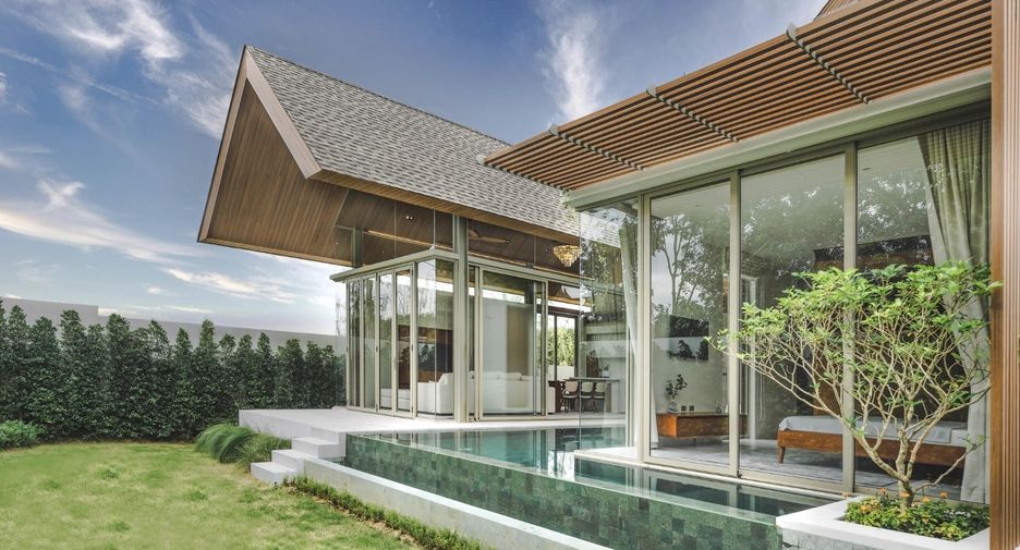 For sale 4 bedrooms villa in Thalang, Phuket