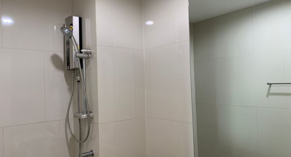 For rent 2 bedrooms condo in Mueang Samut Prakan, Samut Prakan
