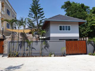 For rent and for sale 4 bedrooms villa in Mueang Phuket, Phuket