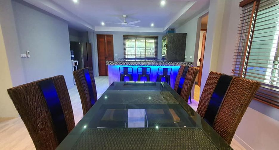 For rent and for sale 4 bedrooms villa in Mueang Phuket, Phuket