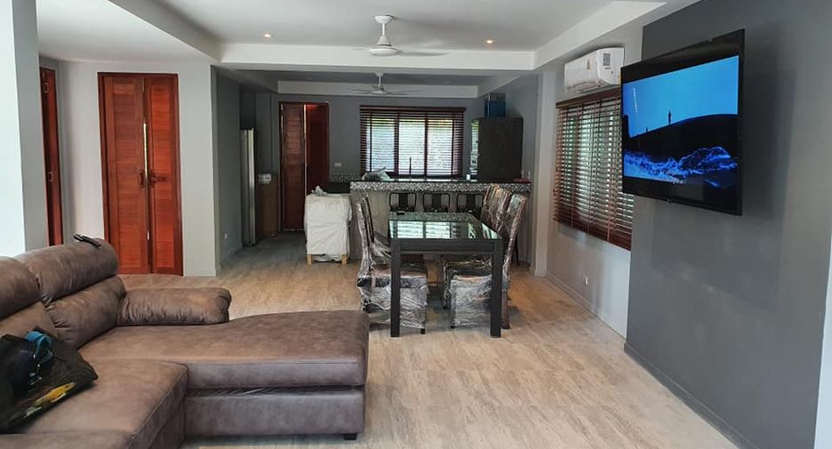 For rent and for sale 4 bedrooms villa in Mueang Phuket, Phuket