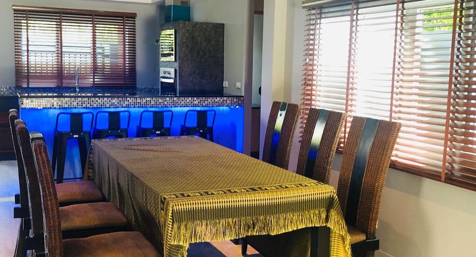 For rent and for sale 4 bedrooms villa in Mueang Phuket, Phuket