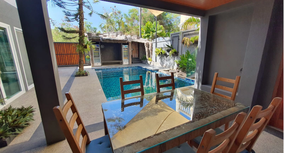 For rent and for sale 4 bedrooms villa in Mueang Phuket, Phuket