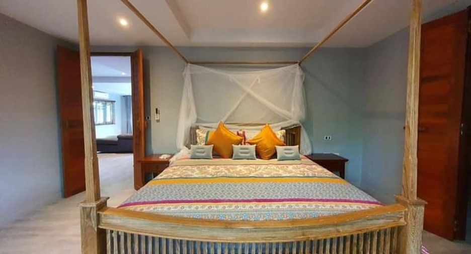For rent and for sale 4 bedrooms villa in Mueang Phuket, Phuket