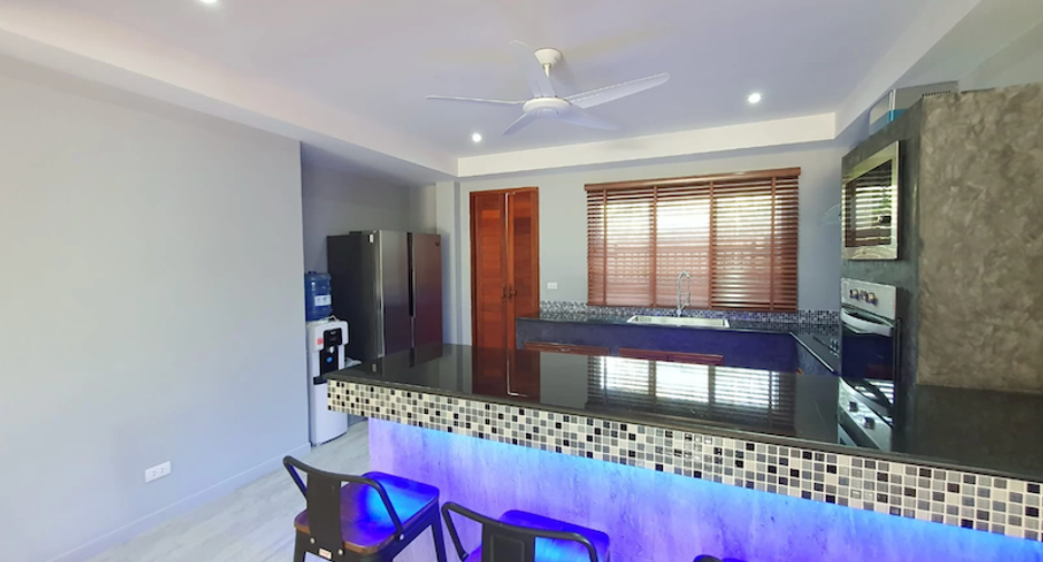 For rent and for sale 4 bedrooms villa in Mueang Phuket, Phuket