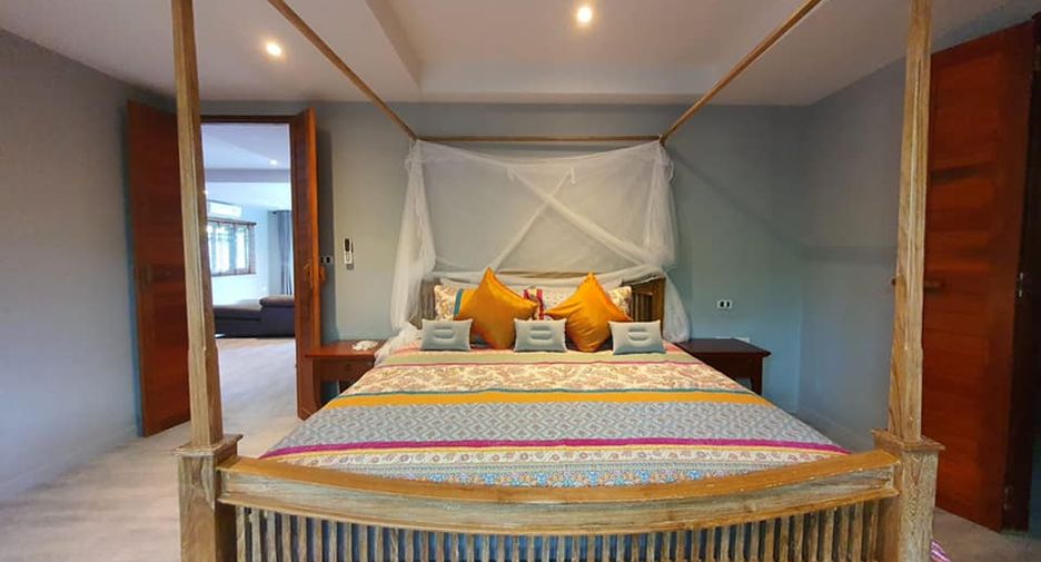 For rent and for sale 4 bedrooms villa in Mueang Phuket, Phuket