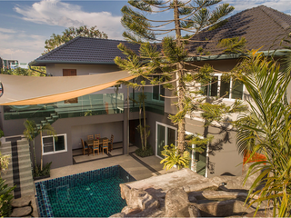 For rent and for sale 4 bedrooms villa in Mueang Phuket, Phuket