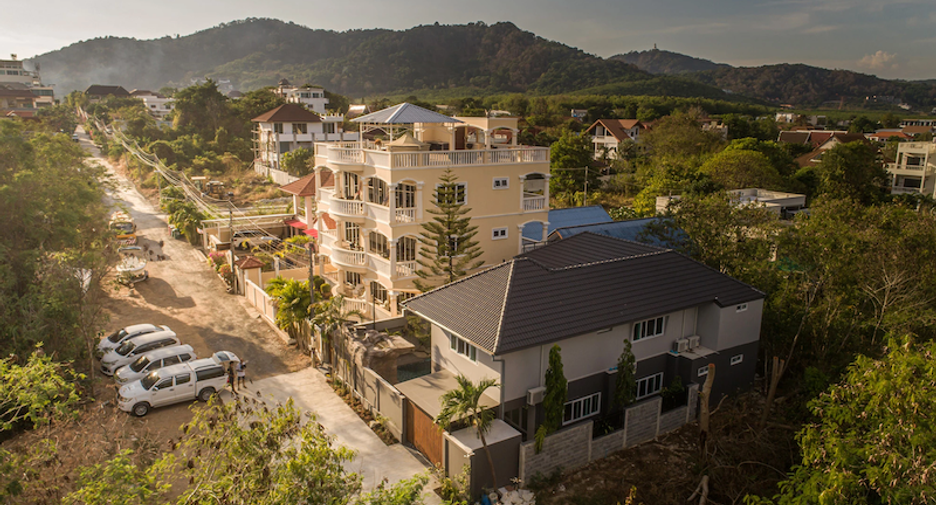 For rent and for sale 4 bedrooms villa in Mueang Phuket, Phuket