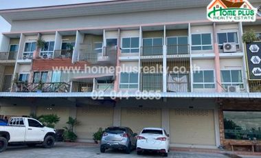 For sale 2 bedrooms retail Space in Ban Bueng, Chonburi